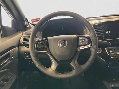 New 2026 Honda Ridgeline Black Edition image 13