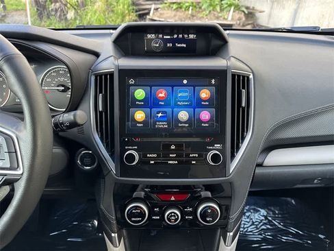 Certified 2023 Subaru Forester Limited image 17