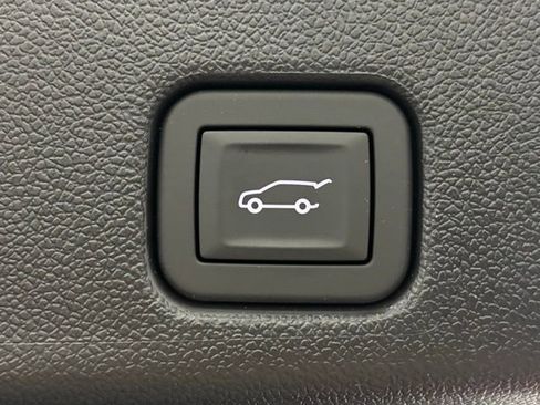 New 2026 GMC Acadia Denali Ultimate image 14