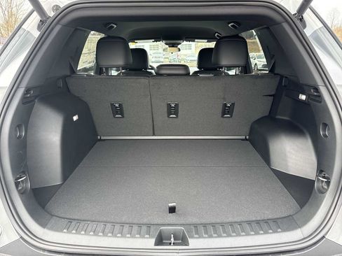 New 2026 Chevrolet Equinox ACTIV w/ Convenience Package III AWD/4WD image 25