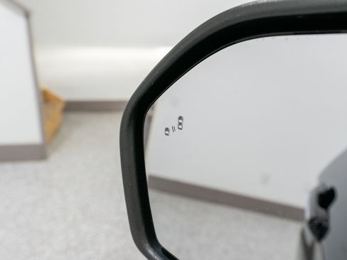 Used 2020 Ford Explorer Limited image 13