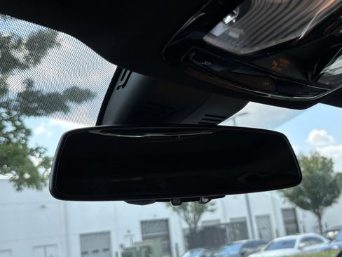 New 2026 BMW 330i Sedan w/ Convenience Package RWD image 30