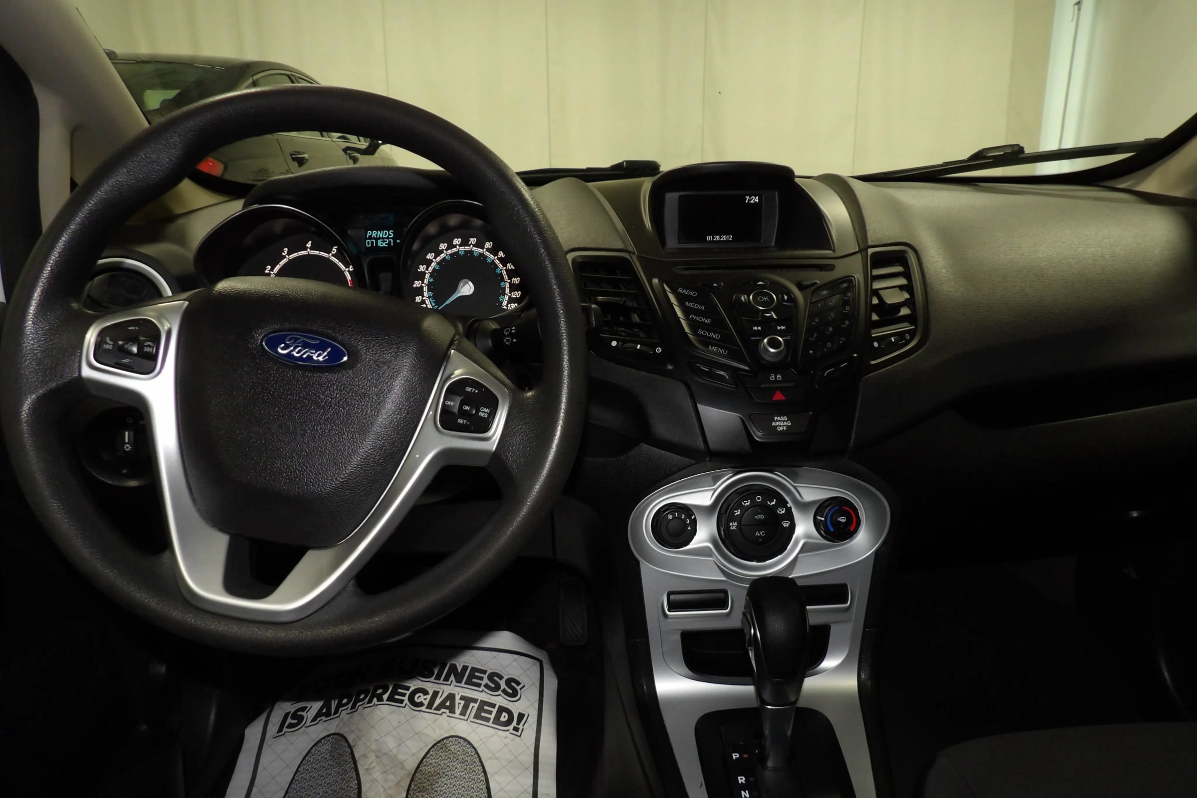 Used 2019 Ford Fiesta SE FWD image 9