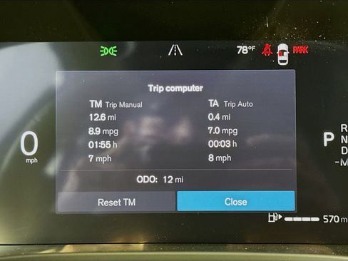 Used 2026 Volvo XC60 B5 Plus w/ Climate Package PRO AWD/4WD image 12