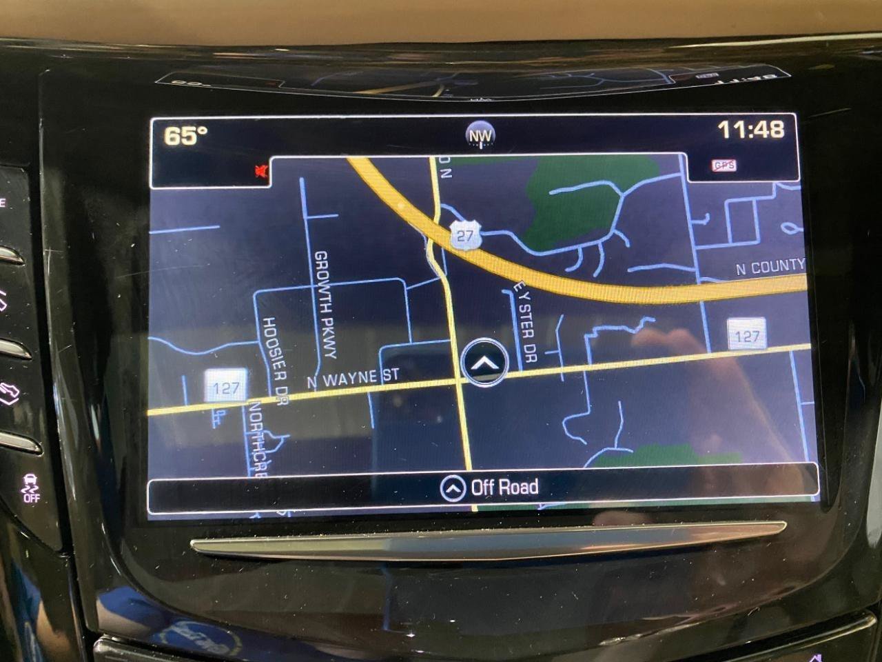 Used 2018 Cadillac Escalade Platinum AWD/4WD image 21