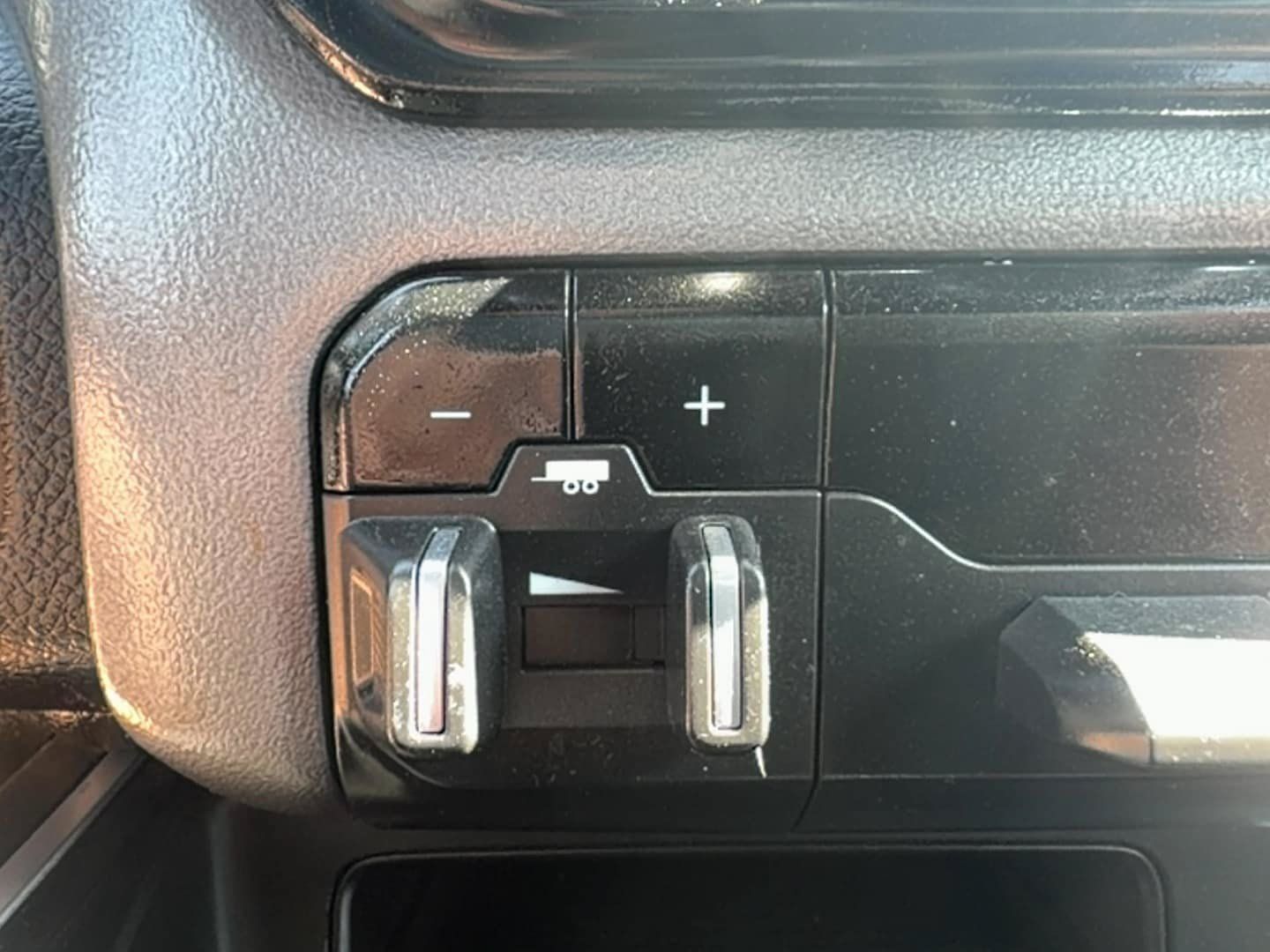 Used 2022 RAM 1500 Big Horn AWD/4WD image 17