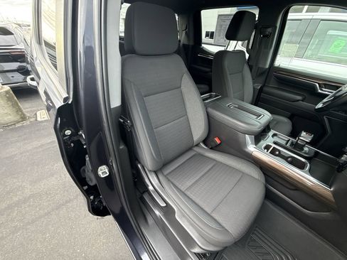 Used 2022 Chevrolet Silverado 1500 LT image 26