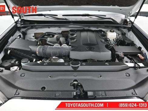 Used 2024 Toyota 4Runner TRD Pro AWD/4WD image 33