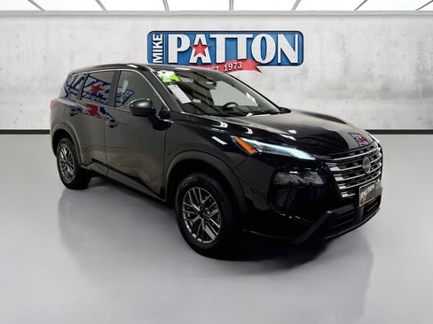 Used 2024 Nissan Rogue S AWD/4WD image 1