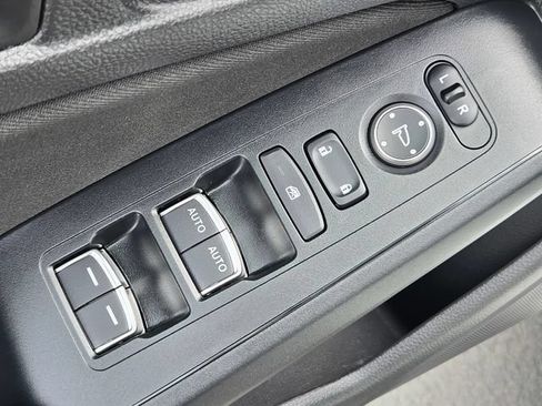 Used 2023 Honda Civic Sport image 17