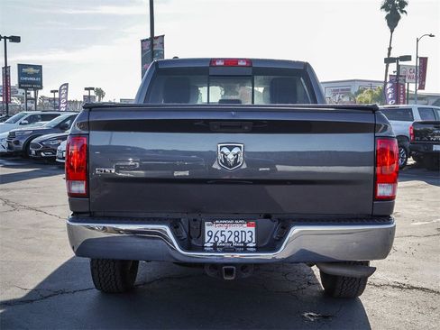 Used 2018 RAM 1500 Classic SLT image 7