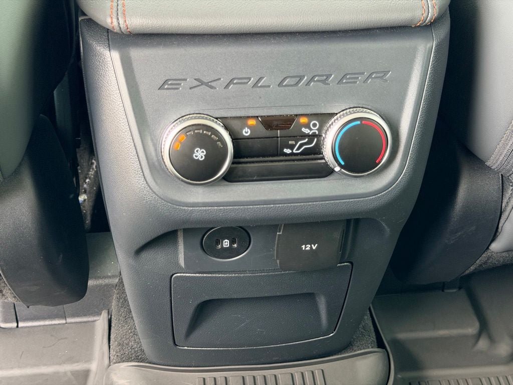 New 2026 Ford Explorer Active w/ Active Comfort Package RWD image 13