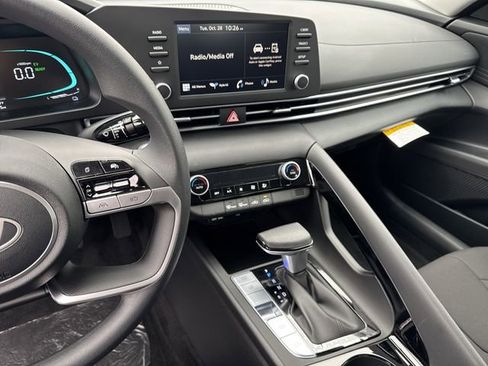 New 2026 Hyundai Elantra Blue image 27