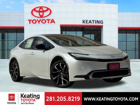 New 2026 Toyota Prius Plug-In Hybrid image 1