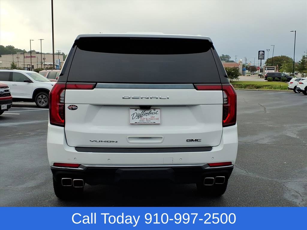 Used 2025 GMC Yukon Denali Ultimate w/ LPO, Floor Liner Package AWD/4WD image 7