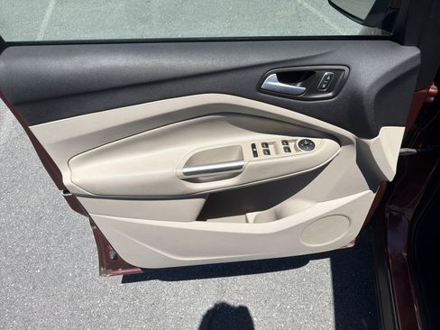 Used 2018 Ford Escape SE AWD/4WD image 15