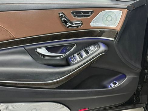 Used 2017 Mercedes-Benz Maybach S 550 4MATIC image 35