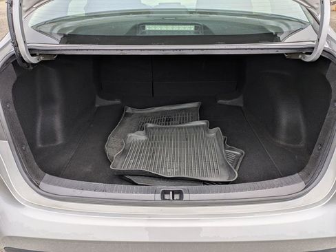 Used 2024 Toyota Corolla LE image 29