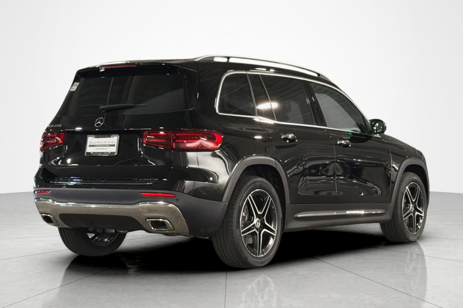 New 2026 Mercedes-Benz GLB 250 image 5