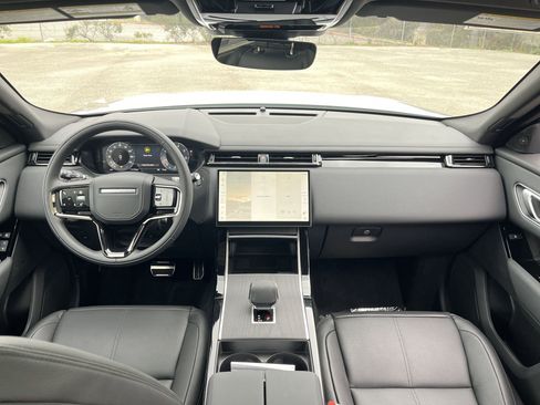 Used 2026 Land Rover Range Rover Velar Dynamic SE AWD/4WD image 14