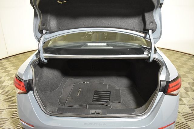 Certified 2024 Nissan Sentra SR FWD image 29