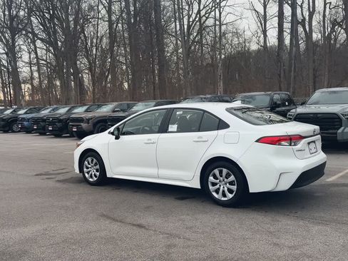 New 2026 Toyota Corolla LE image 6