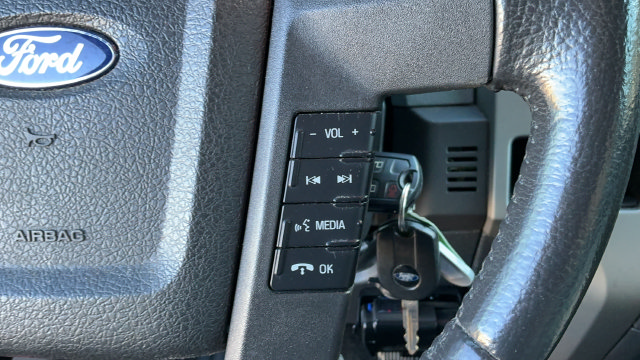 Used 2011 Ford F150 XLT w/ XLT Chrome Pkg AWD/4WD image 12