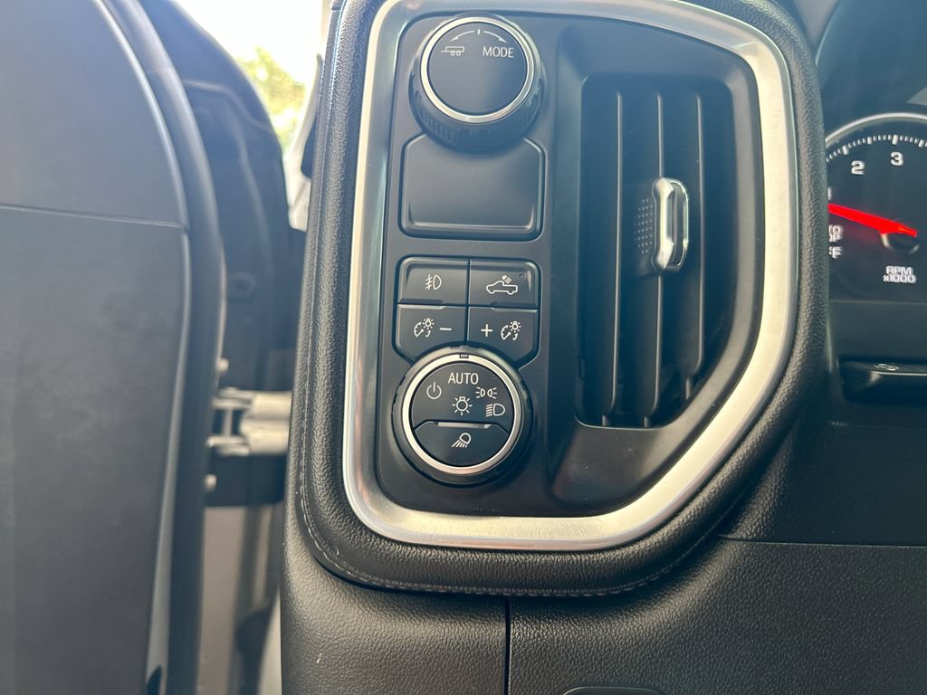 Used 2021 Chevrolet Silverado 1500 LTZ w/ Technology Package RWD image 14