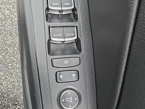 Used 2024 Honda Civic EX-L image 22
