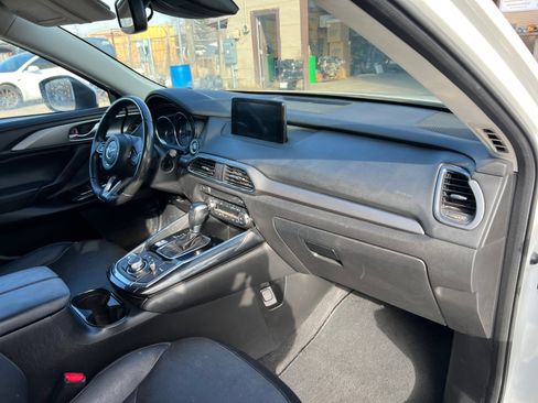 Used 2017 MAZDA CX-9 Touring image 16