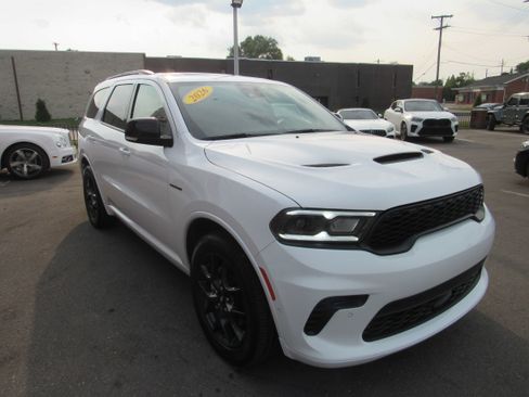 Used 2026 Dodge Durango GT AWD/4WD image 4