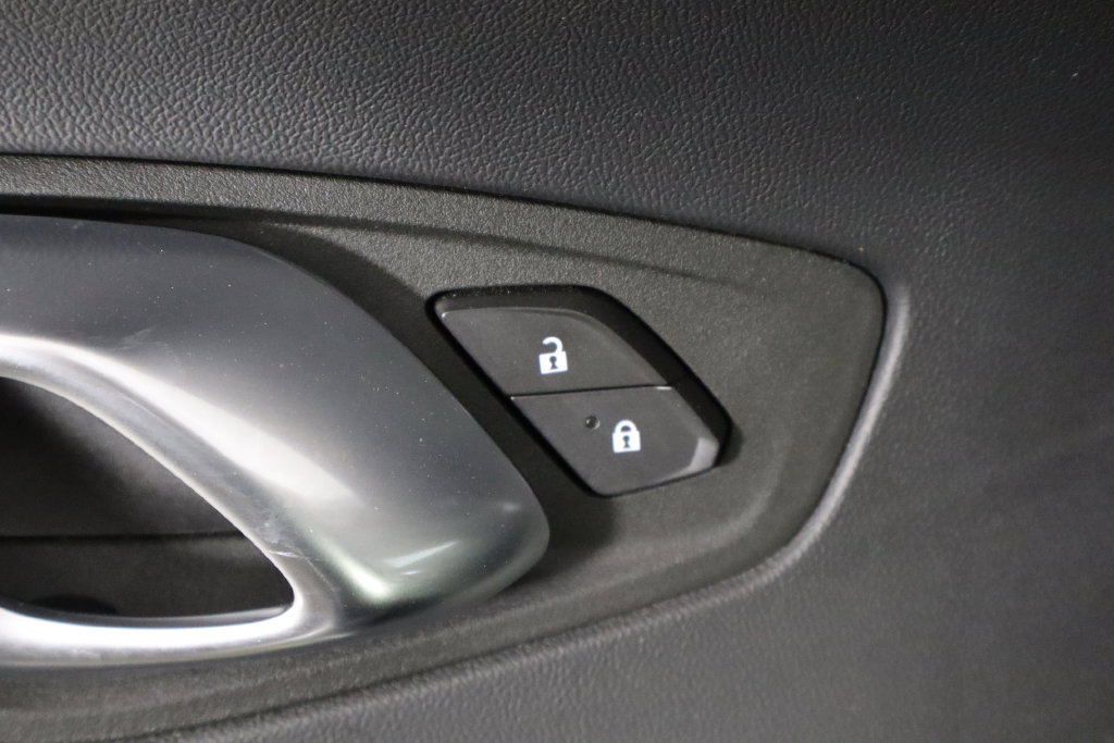 Used 2023 Chevrolet Camaro LT RWD image 22