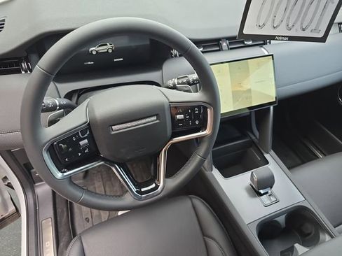 New 2025 Land Rover Discovery Sport Dynamic SE AWD/4WD image 12