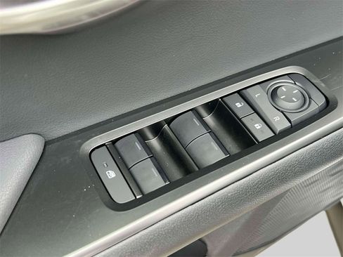 Certified 2025 Lexus UX 300h AWD image 17