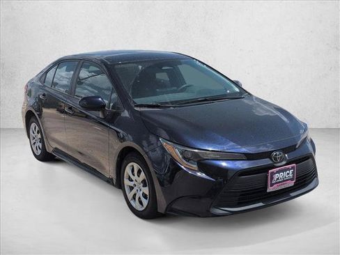 Used 2024 Toyota Corolla LE FWD image 3