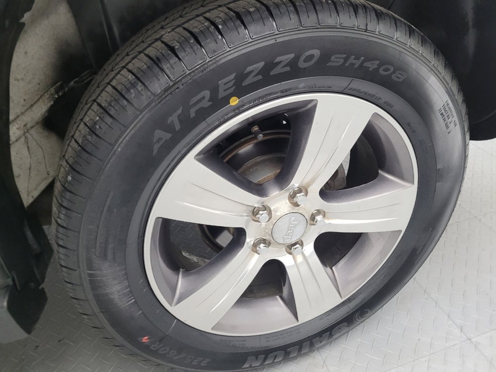 Used 2017 Jeep Compass High Altitude AWD/4WD image 31