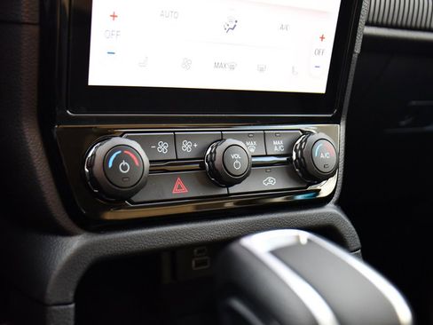 New 2025 Ford Ranger XLT w/ Equipment Group 301A High image 28