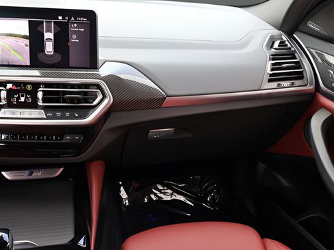 Used 2025 BMW X4 M40i w/ Premium Package AWD/4WD image 18