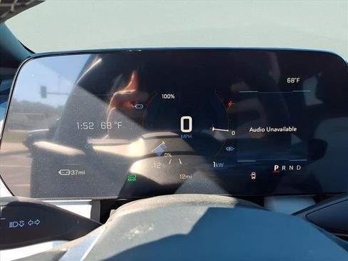 New 2026 Chevrolet Equinox EV LT AWD/4WD image 10
