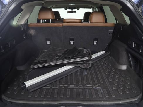 Used 2021 Subaru Outback Touring XT image 40