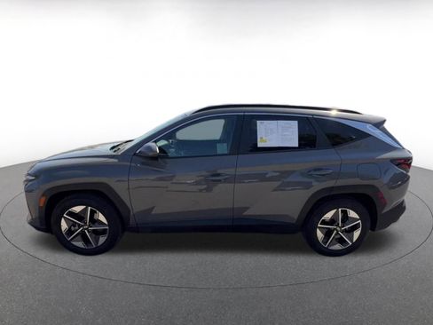 Used 2025 Hyundai Tucson SEL FWD image 9