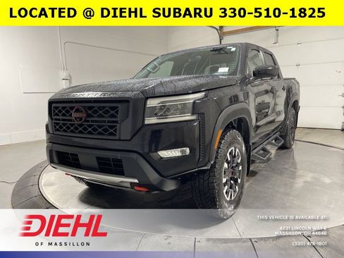 Used 2022 Nissan Frontier PRO-4X image 3