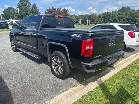 Used 2015 GMC Sierra 1500 SLE w/ All-Terrain Package AWD/4WD image 9
