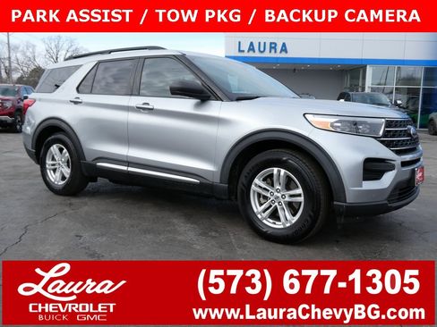 Used 2020 Ford Explorer XLT w/ Class III Trailer Tow Package image 1