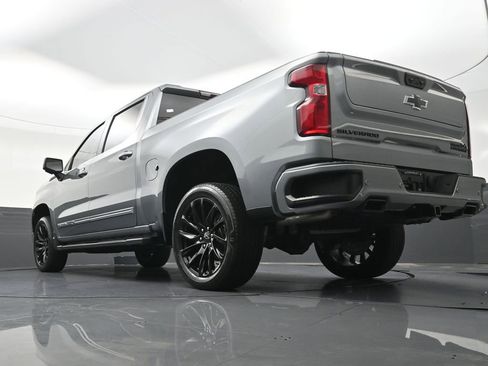 Used 2024 Chevrolet Silverado 1500 High Country w/ Technology Package RWD image 29