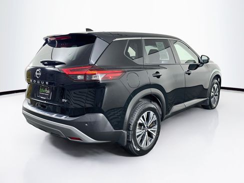 Used 2023 Nissan Rogue SV FWD image 9