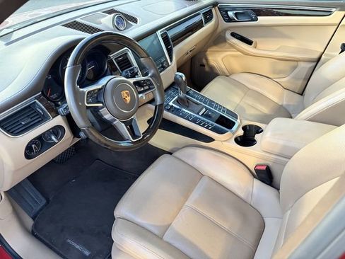 Used 2018 Porsche Macan GTS image 8