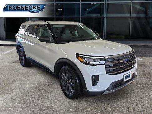 New 2026 Ford Explorer Active w/ Active Comfort Package image 7