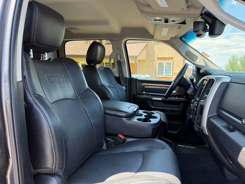 Used 2016 RAM 2500 Laramie image 29