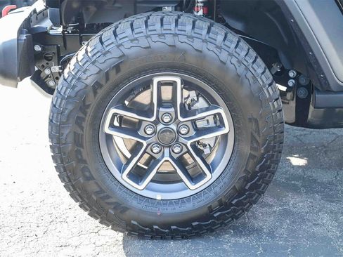 New 2026 Jeep Gladiator Mojave image 9